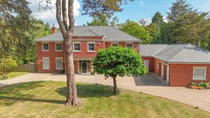 19, Avon Castle Drive, Ringwood BH24 2BA
