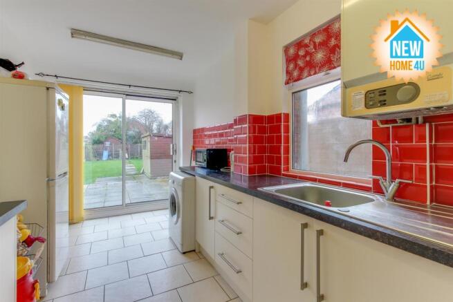 KITCHEN: