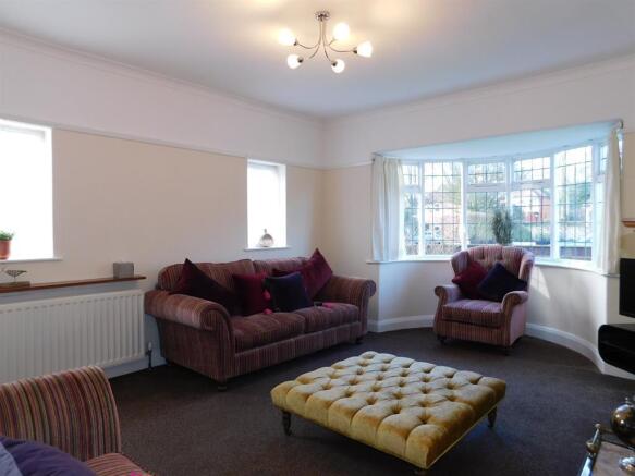 lounge 2
