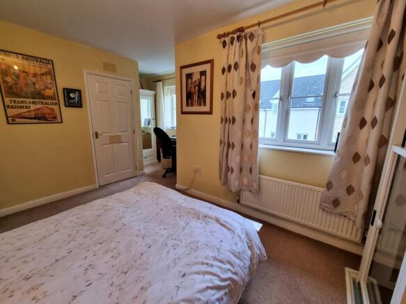 Photo 12