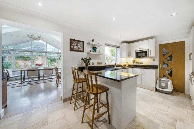Kitchen/Dining