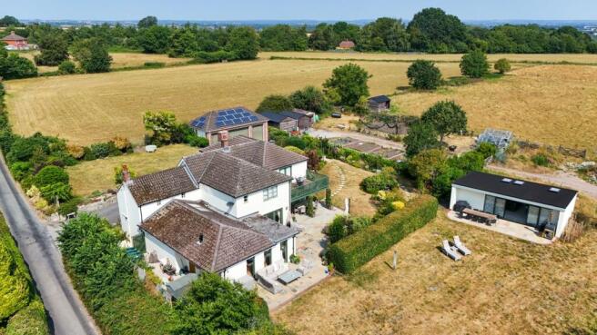 Smallholding - 9.3 acres, Hisomley, Westbury, BA13 photo 4