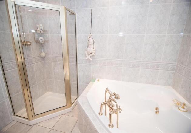 HOUSE BATHROOM
