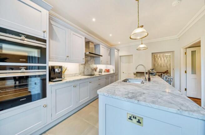 51e75437-Kitch