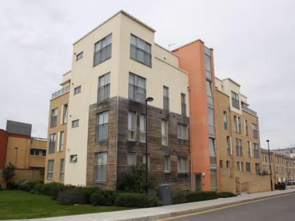 Fortune Avenue, EDGWARE, HA8