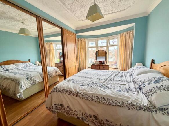 3 bed Semi-Detached for sale Image 7