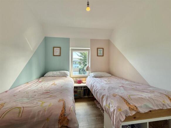 Bedroom  2.jpeg
