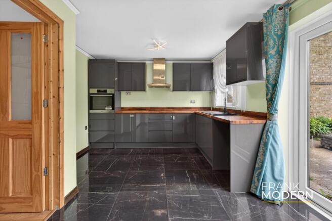 Kitchen / Diner