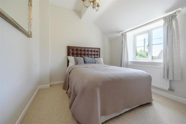 8513326-interior37.jpg