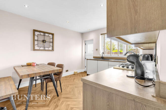 3 bed Semi-Detached Bungalow for sale Image 5