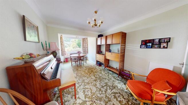 3 bed Semi-Detached for sale Image 4