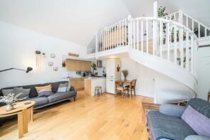 7, Dryden Close, London SW4 9NR