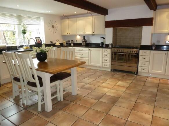 Kitchen/Breakfast Ro