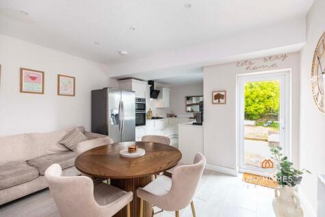 Richmond Road, Poole, BH14