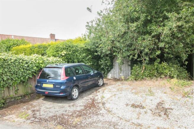 OFF STREET PARKING & GARAGE