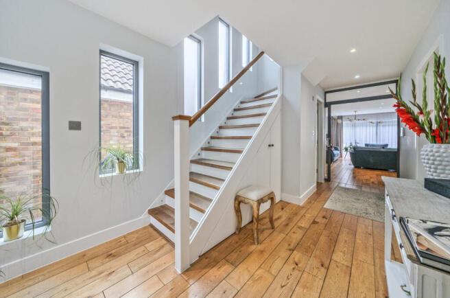 1318939-9-68751f1...