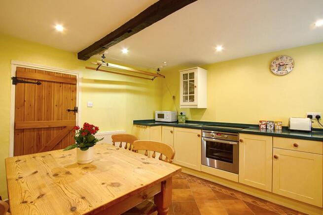 Dining kitchen