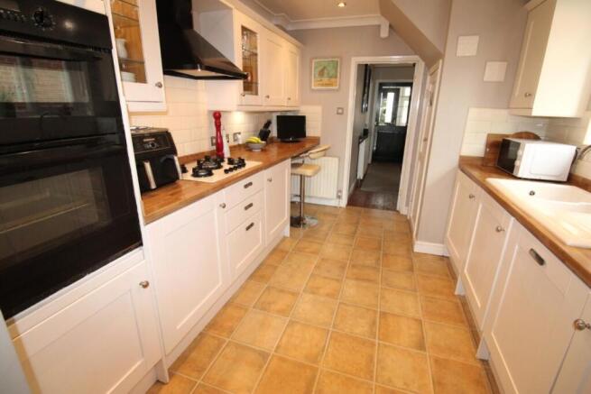 Aspen Grove, Upminster, Essex photo 4