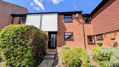 Montrose Close, Whitehill, Hampshire, GU35