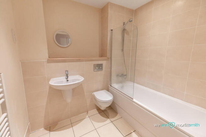 1 bed Apartment to rent Image 7