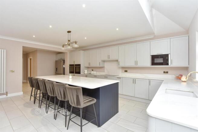 Kitchen/Diner/Family Area