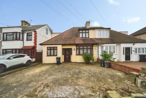 Roding Lane North, Woodford Green, IG8