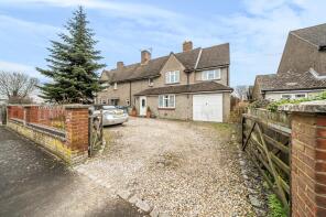 3, Roberts Road, Aylesbury HP17 8HH