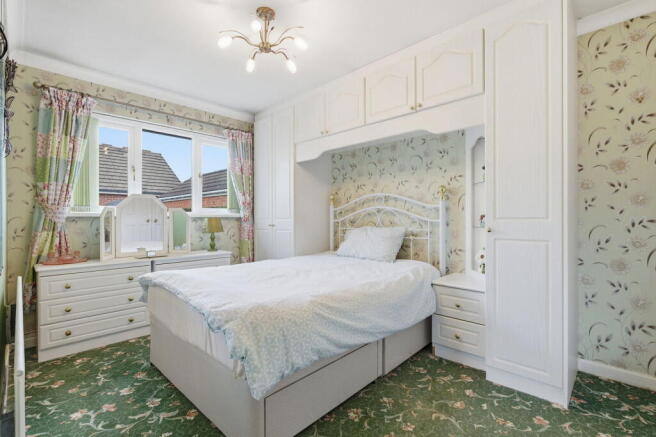 2 bed Detached Bungalow for sale Image 8