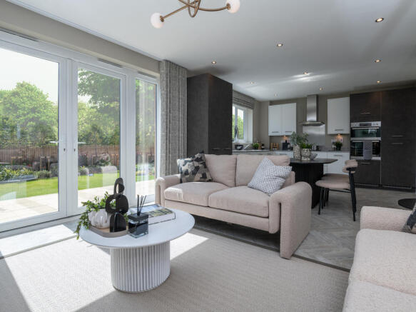 4 bed Detached for sale Image 5
