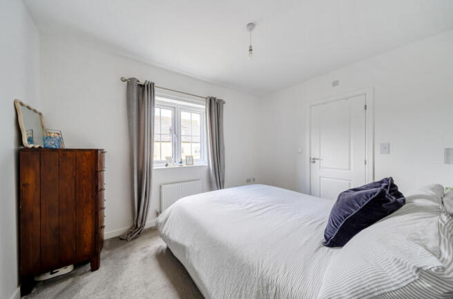 3 bed Semi-Detached for sale Image 10