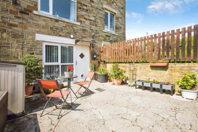 2 bed Flat for sale Image 9