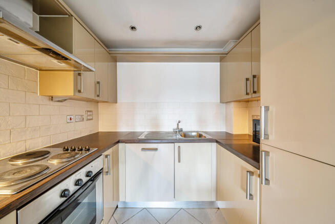 1410579-6-698f2cd...