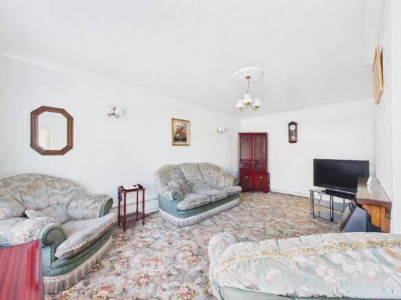 2 bed Semi-Detached Bungalow for sale Image 7