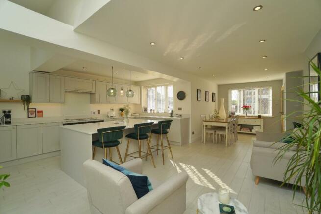 Dining Kitchen