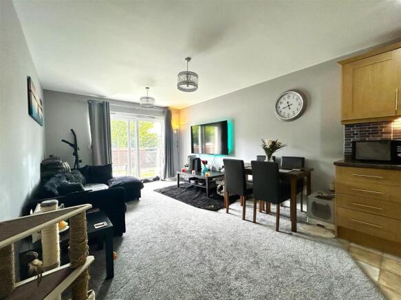 Open Plan Living Room Kitchen Diner