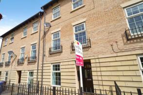 7, Heathfields, Barnsley S70 3RT