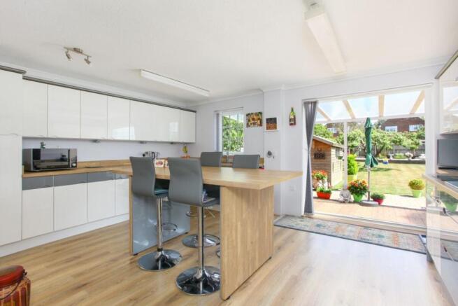 Kitchen / Breakfast Room