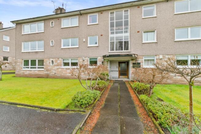 3-bed flat on Douglas Drive, Newton Mearns, G77, £280,000