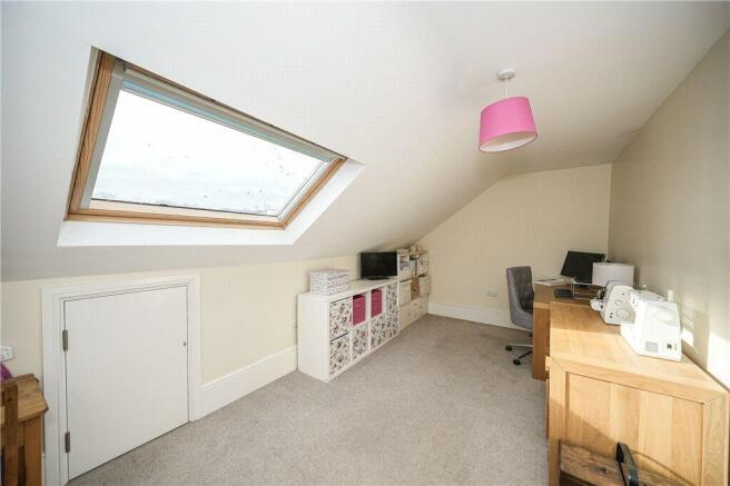 Bedroom/Office