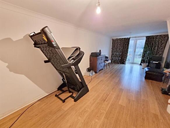 Living/Sitting Room