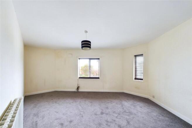 1 bed Flat to rent Image 4