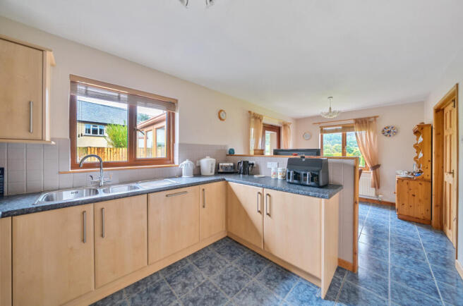 1369791-27-68fa16...