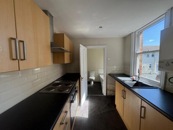 3 bed Terraced for sale Image 8