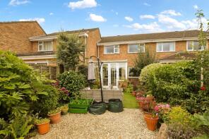 7, Winchcombe Close, Bristol BS48 4TE