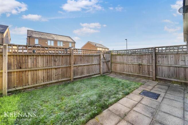 3 bed Semi-Detached for sale Image 11
