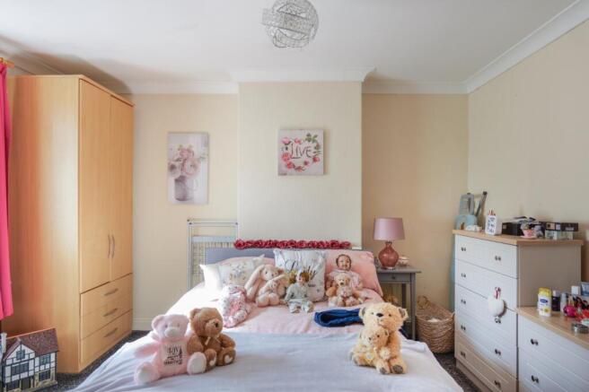 2 bed Terraced for sale Image 7