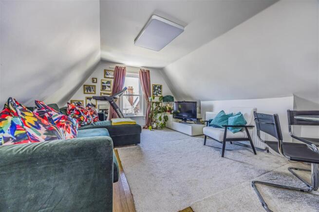 Flat 4, 21 Shaftesbury Road, Southsea-PorticoMarke