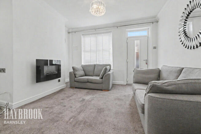 3 bed Terraced for sale Image 3
