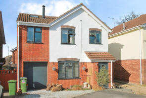 30, Meadowcroft Close, Leicester LE3 8QX