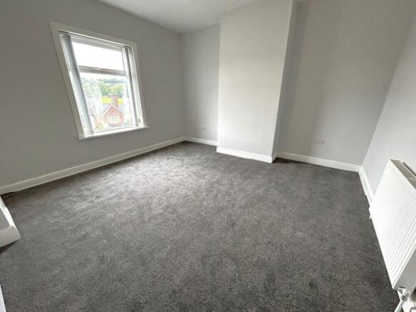 2 bed Terraced for sale Image 5